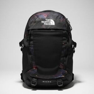 NEW! The North Face Recon fullsize backpack NWT